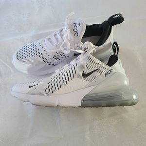 Nike Air Max 270